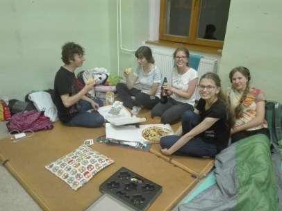 Noc v škole