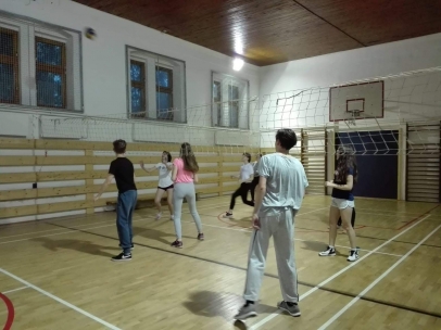 Noc v škole