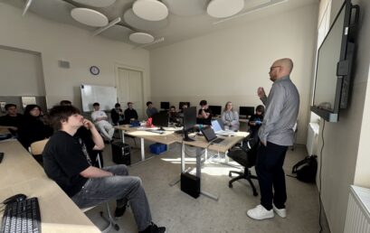 Od školy k praxi v IT: Prednáška s absolventom gymnázia