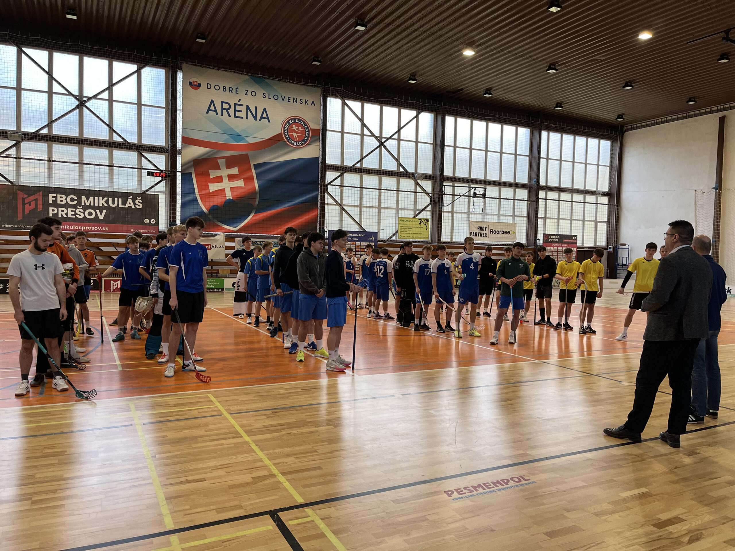 Naši žiaci sa zúčastnili krajského kola vo florbale